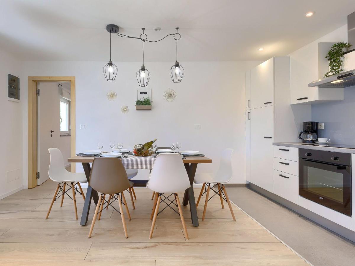 Holiday Home Laura By Interhome Pula Buitenkant foto