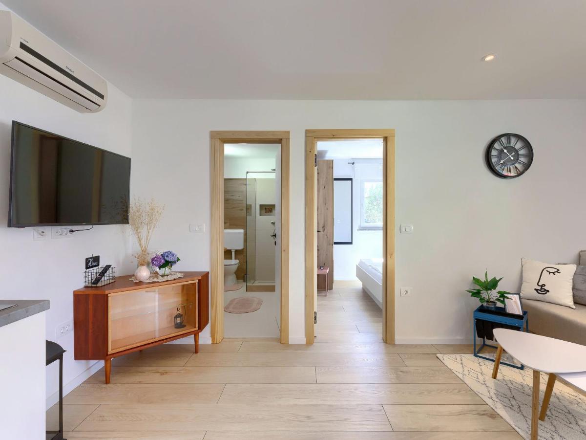 Holiday Home Laura By Interhome Pula Buitenkant foto